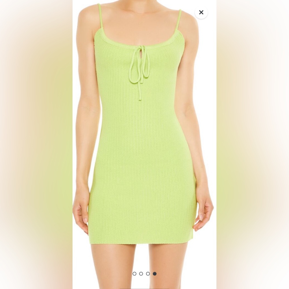 💚✨Lime green fitted dress✨💚